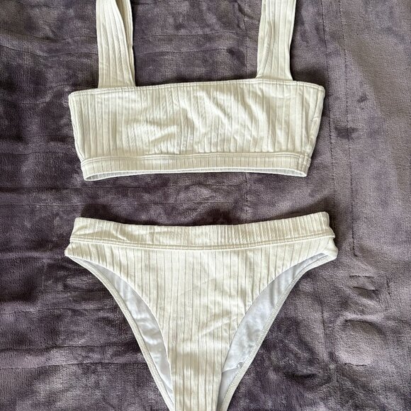 Billabong Ribbed Bikini Set - Picture 1 of 13